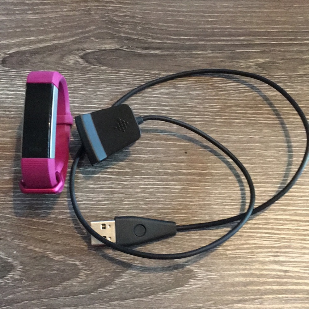 Fitbit Alta HR
